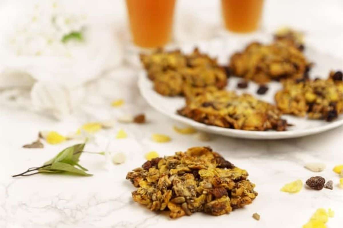 Crispy Crunchy Healthy Muesli Cookies 4-ingredient muesli cookies