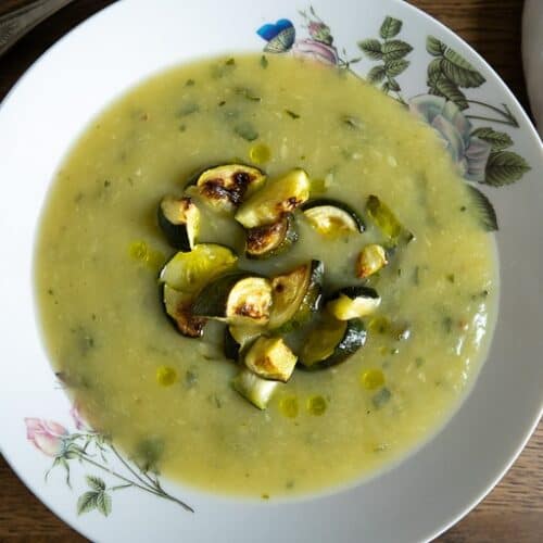 3Ingredient Roasted ZUCCHINI Soup Garlicky, Vegan, Yum!