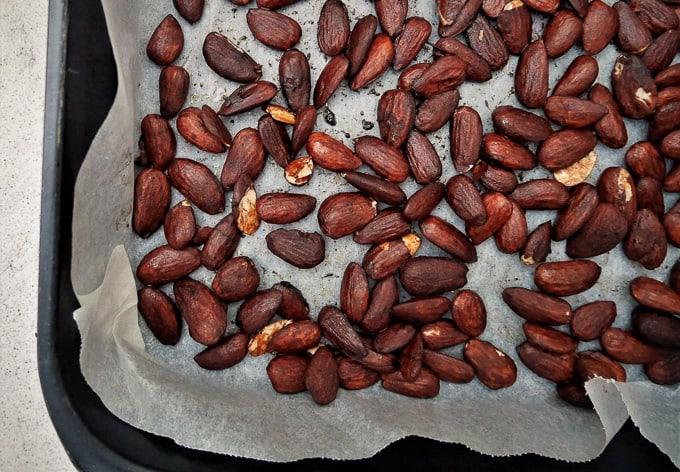 Roasted Tamari almonds