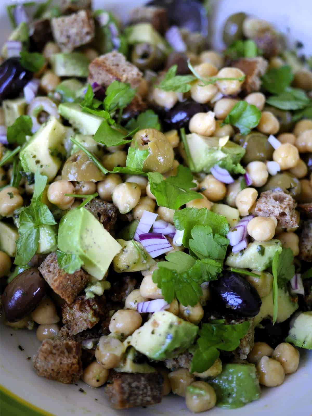 avocado panzanella with chickpeas